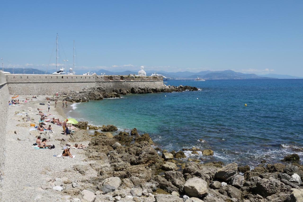 Vieille Ville 2 - La Petite Maison A Safranier, 2 Bedrooms, Max 4 Adults And 2 Kids Αντίμπ Εξωτερικό φωτογραφία