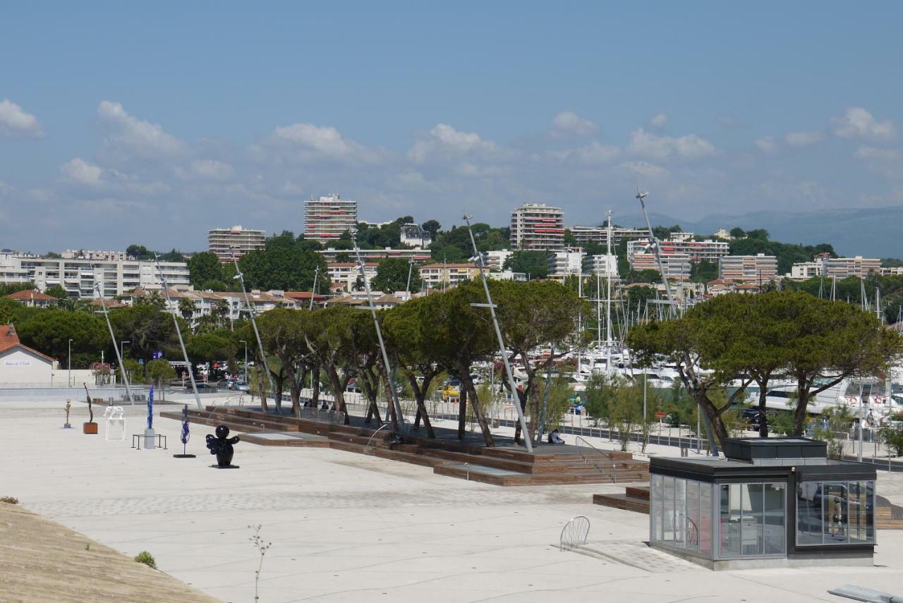Vieille Ville 2 - La Petite Maison A Safranier, 2 Bedrooms, Max 4 Adults And 2 Kids Αντίμπ Εξωτερικό φωτογραφία